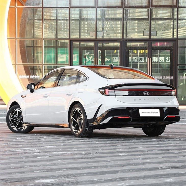 Beijing Hyundai Sonata mid-size car