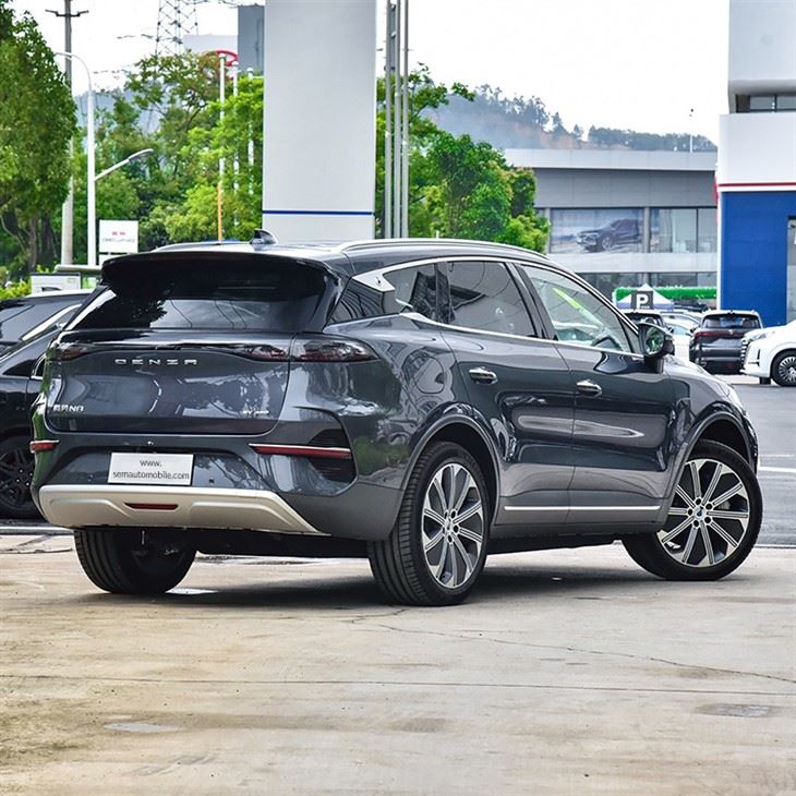 Denza N8 DM FWD SUV