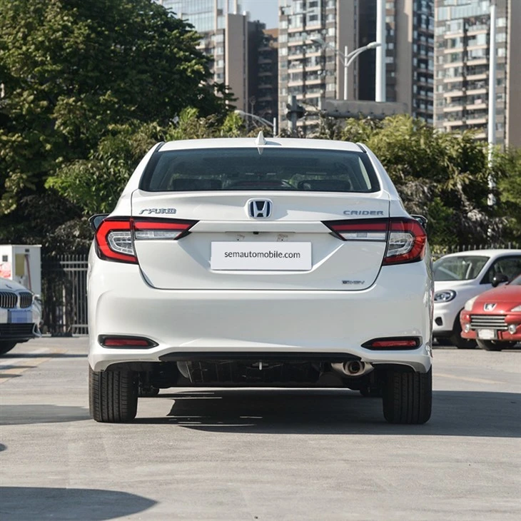 Honda Ling Pai gasoline Sedan
