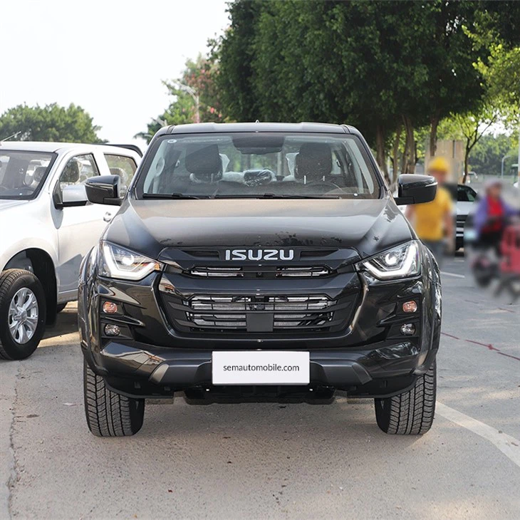 Isuzu D-MAX Lingtuo Pickup Truck