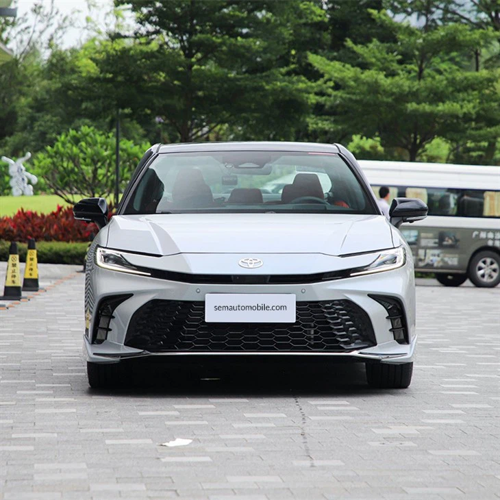 Toyota Camry four-cylinder hybrid Sedan