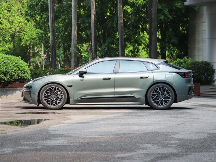 2024 ZEEKR 001 pure Electric Sedan