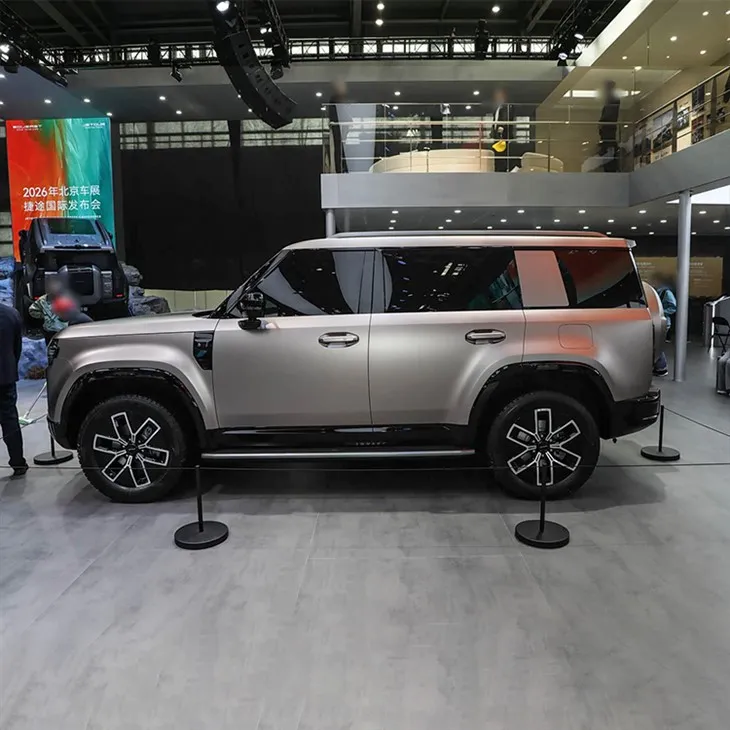 Jetour Traveller T8 C-DM 5-seater AWD SUV