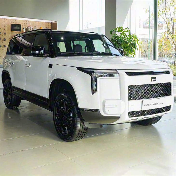 ROX ADAMAS 2026 mid-size SUV 