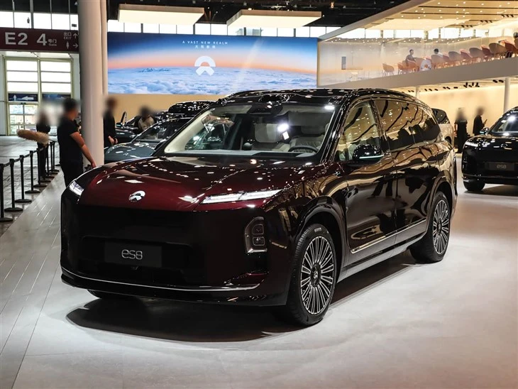 NIO ES8 2026 Model Signature Edition - China NIO ES8 2026 Model